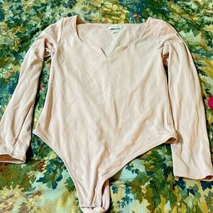 Babaton pale pink bodysuit